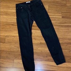 Black skinny jeans
